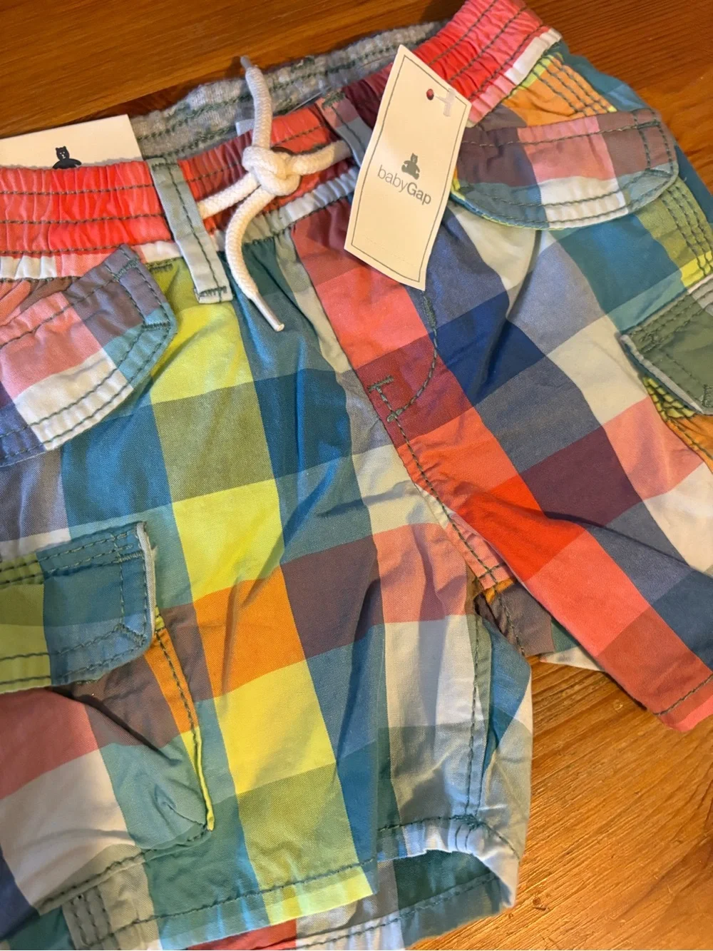 {NWT} GAP Multicolor Plaid Cargo Shorts - 6-12 Months